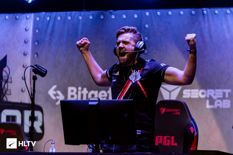 LPL夏季赛W7D4：Iwandy打野对上H4cker，小虎交手Shanks